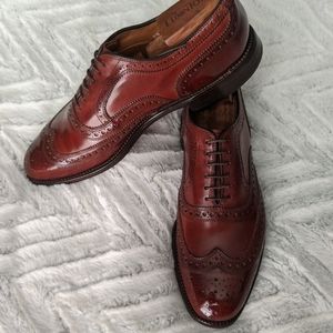 Allen Edmonds Fairhaven Wingtip Oxfords size 9.5B